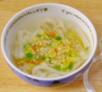 納豆とミックスベジうどん