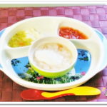 離乳食74日1回目鶏ささみとトマトのパンスープヨーグルトトッピング