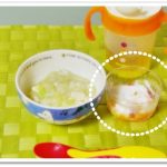 離乳食103日2回目みかんといちごのヨーグルトかけ