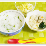離乳食144日3回目わかめとしらす粥