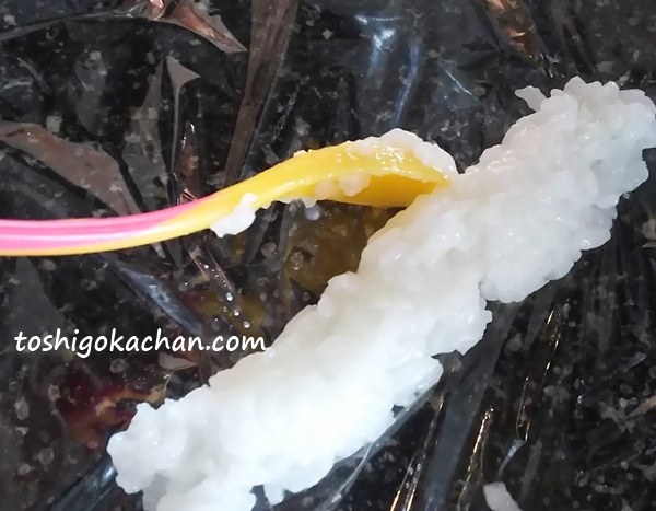 離乳食　おにぎり
