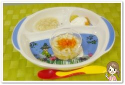 離乳食92日2回目にんじんと大根入りうどん